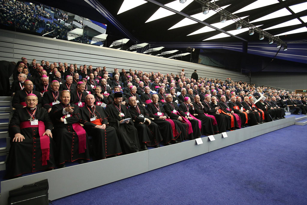 arcybiskupi biskupi