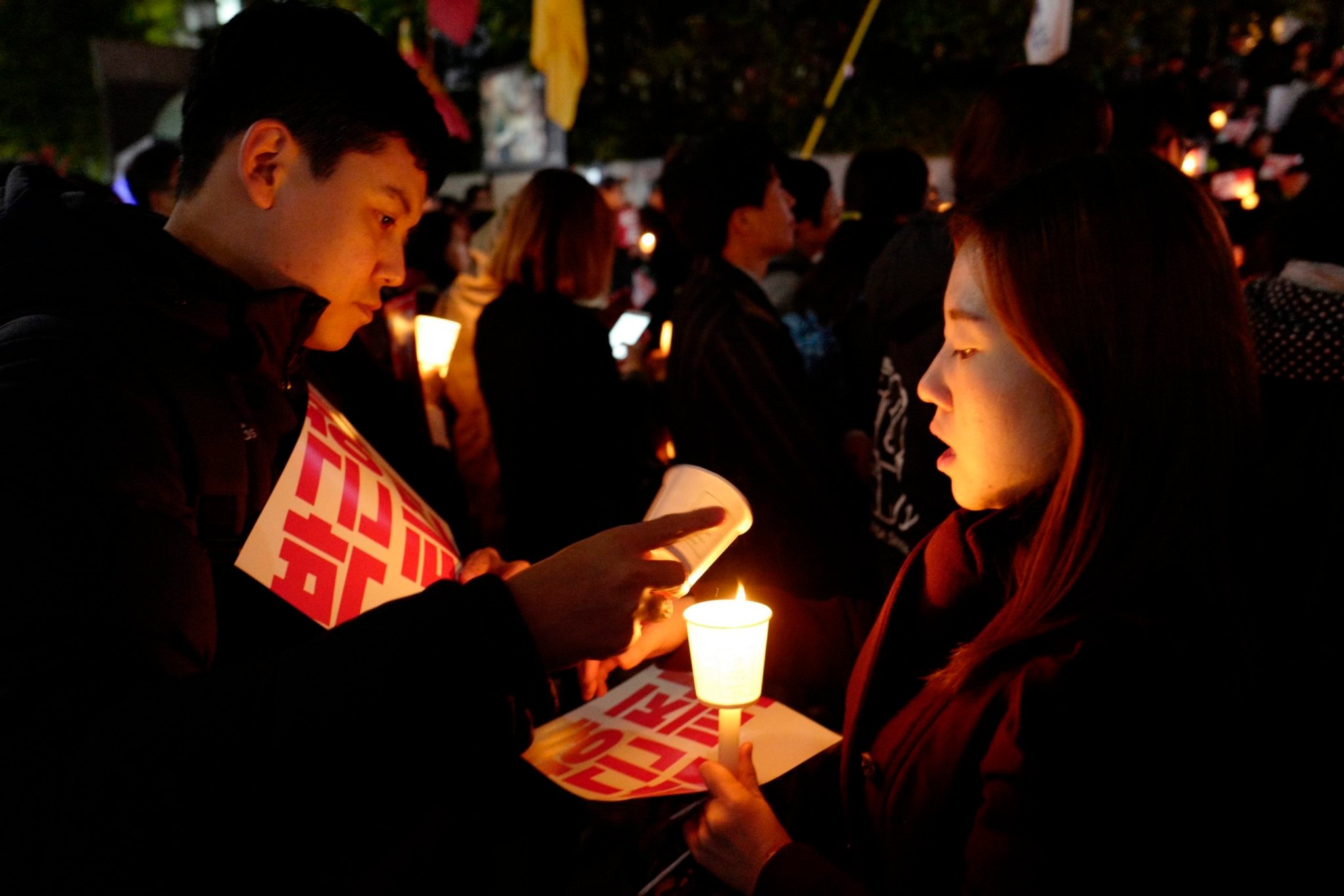 Protesty przeciwko prezydentowi w Korei Południowej. Fot. EPA/JEON HEON-KYUN 
