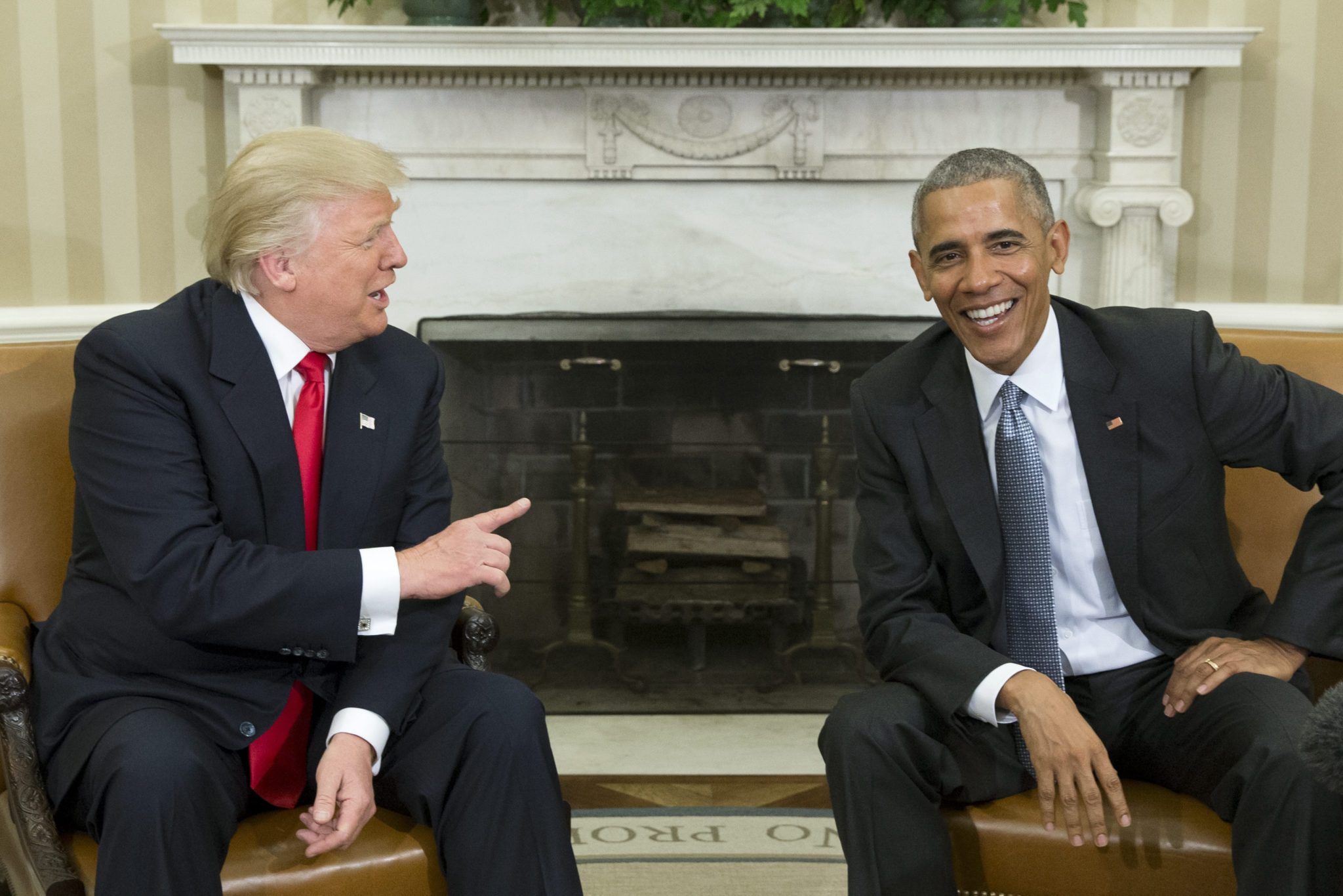 Spotkanie prezydenta Baracka Obamy z nowym prezydentem Donaldem Trumpem w Białm Domu.  Fot. PAP/EPA/MICHAEL REYNOLDS 