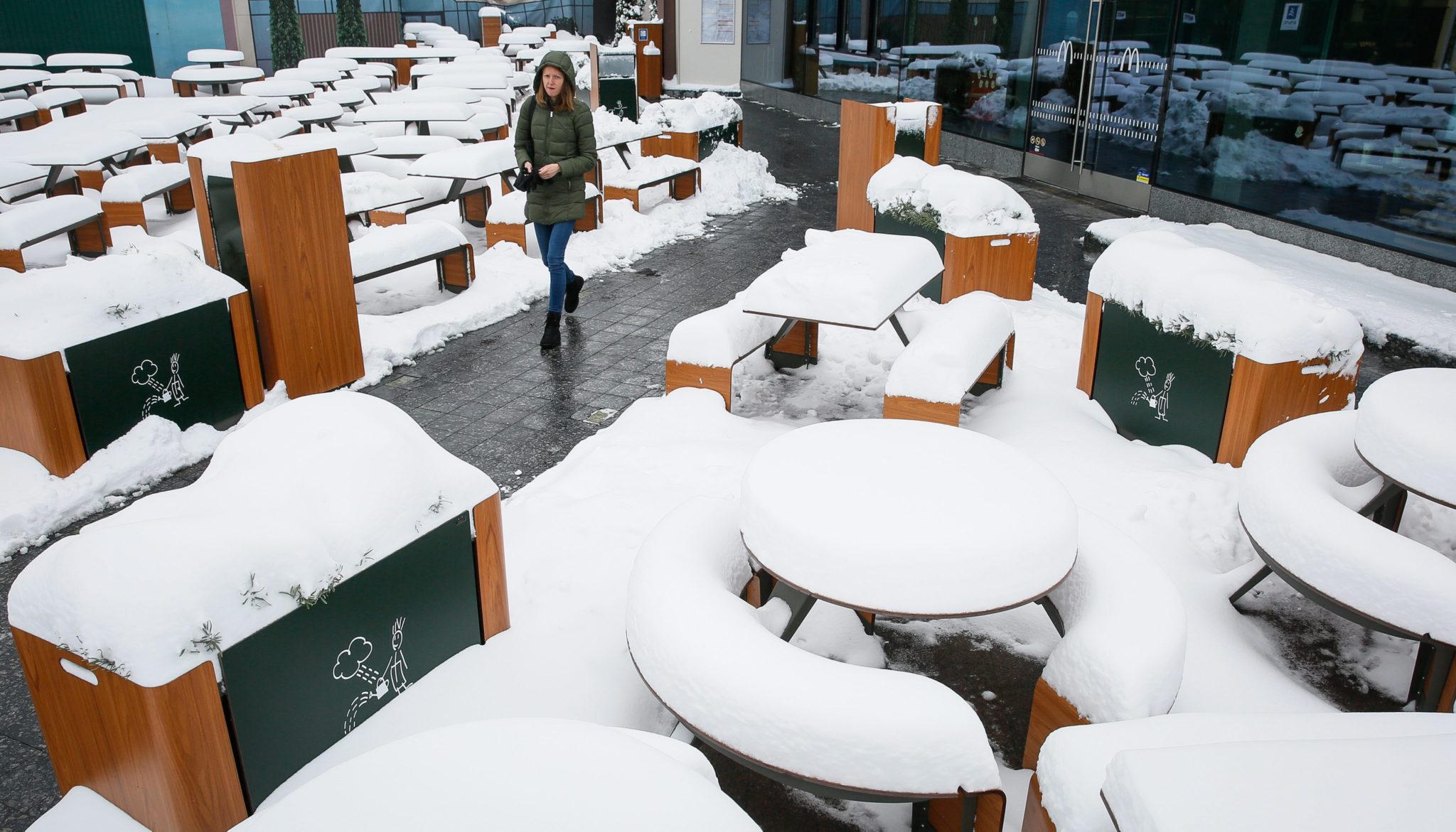 Kijów: atak zimy na Ukraine (foto. PAP/EPA/ANDY RAIN)