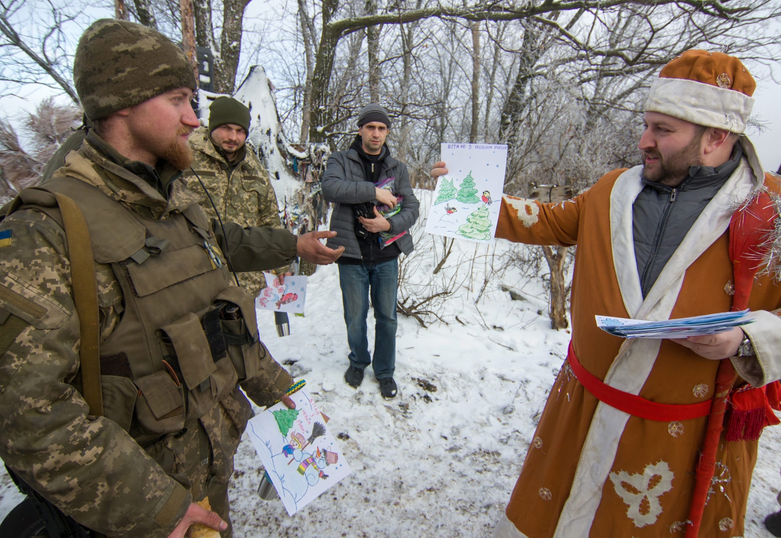 Święta Bożego Narodzenia wśród ukraińskich żołnierzy. 
fot. EPA/SERGEY VAGANOV 
Dostawca: PAP/EPA.