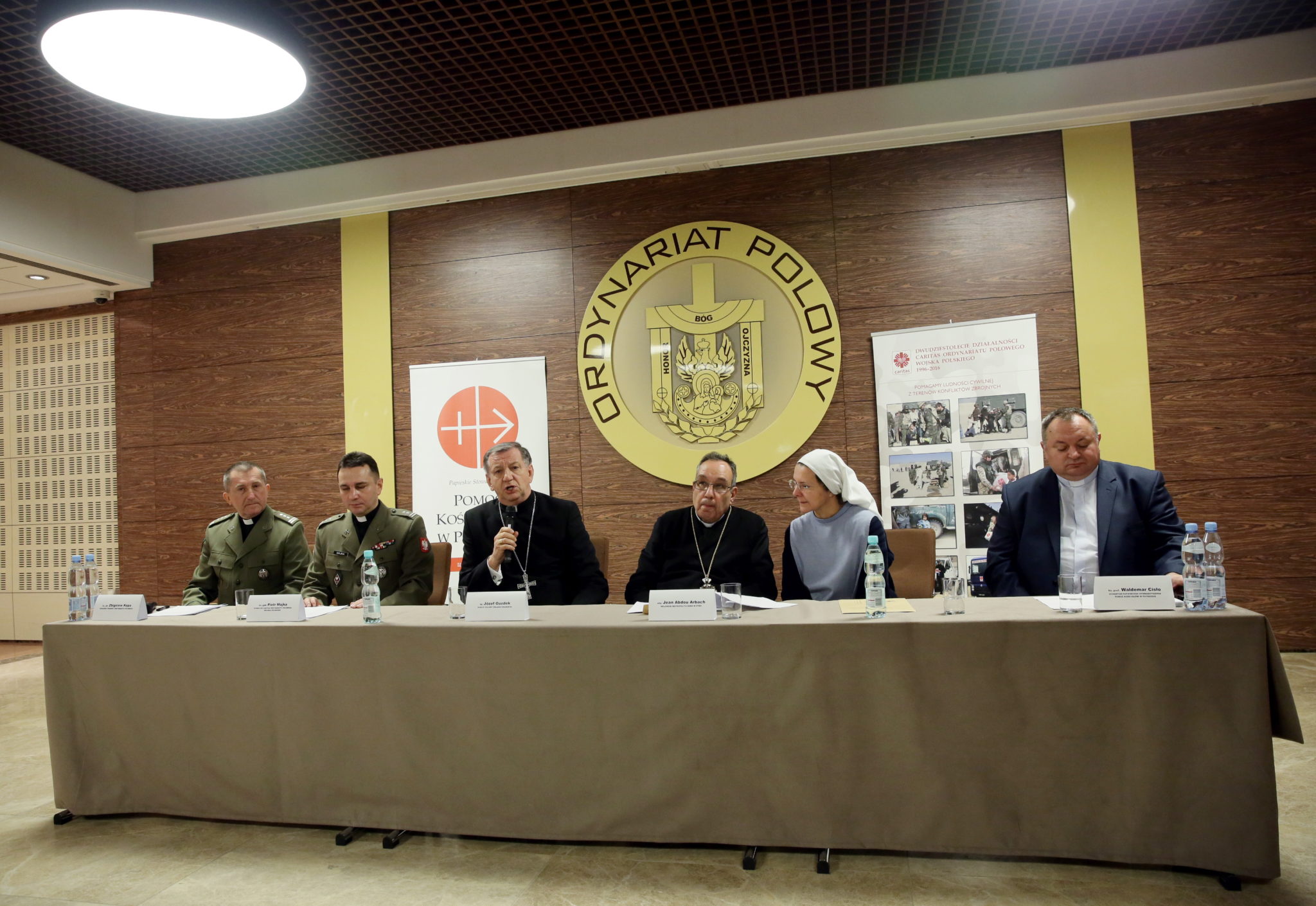 Polska: wizyta Metropolity Homs w Syrii abpa Jeana Abdou Arbach. Konferencja  prasowa w Sekretariacie KEP (foto. PAP/Tomasz Gzell)