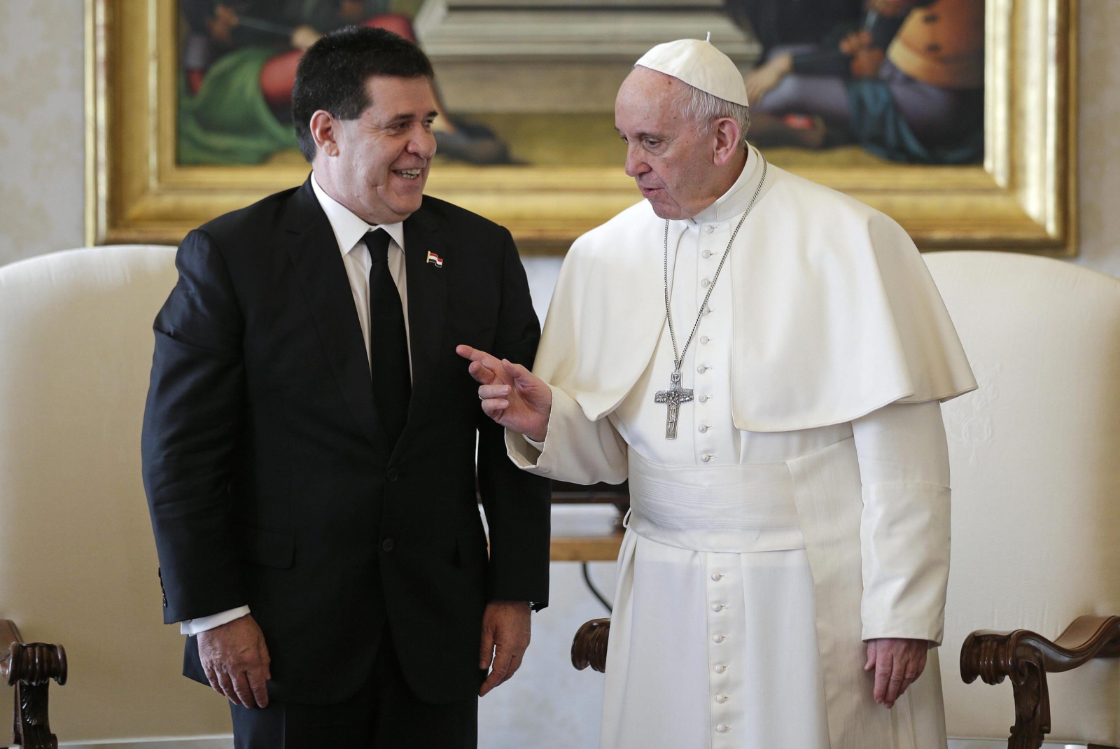 Papież Franciszek spotkał się z prezydentem Paragwaju, Horacio Cartesem. Fot. PAP/EPA/MAX ROSSI / POOL