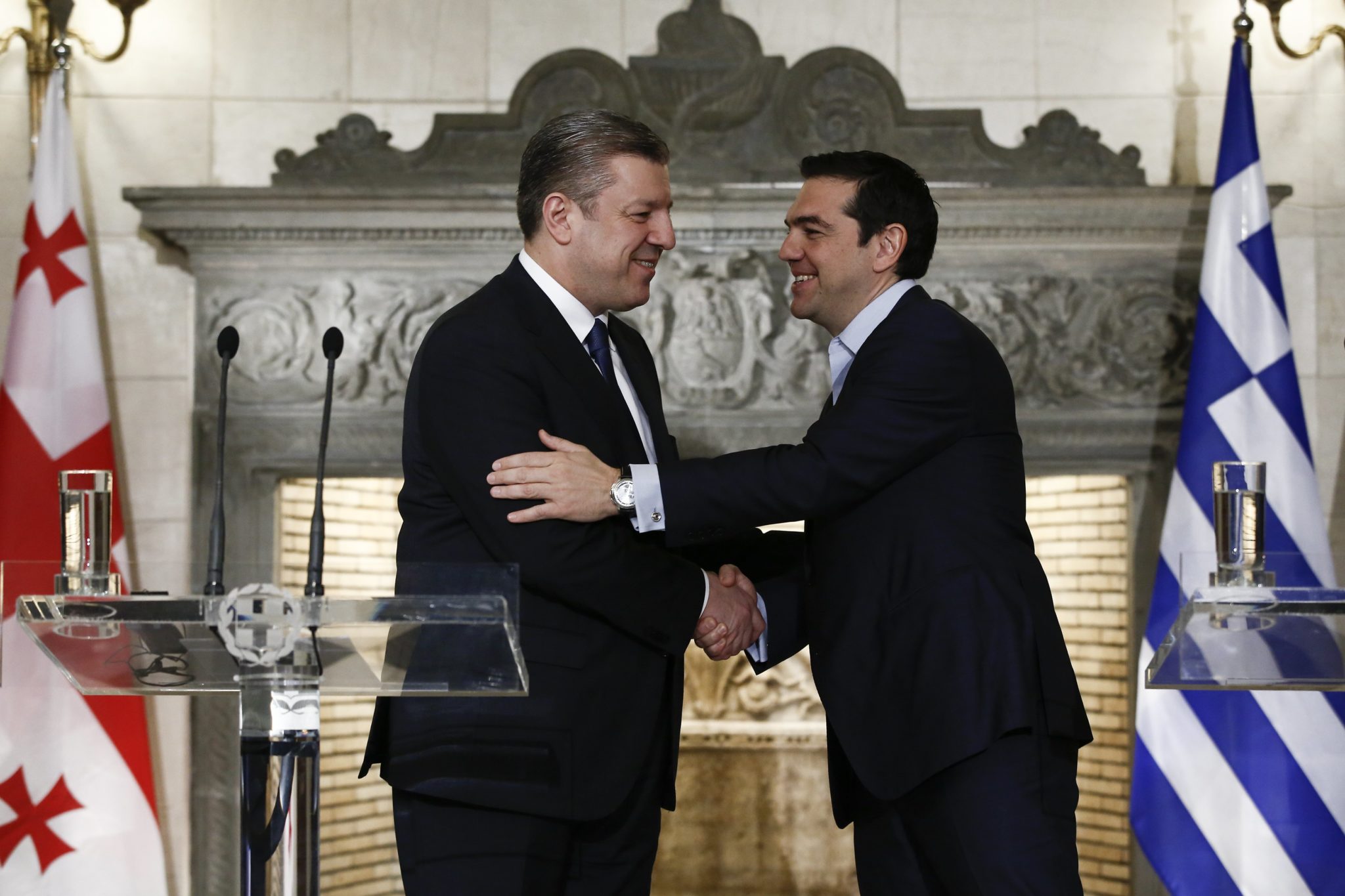 Grecja: wizyta gruzińskiego premiera w Atenach (foto. PAP/EPA/YANNIS KOLESIDIS)