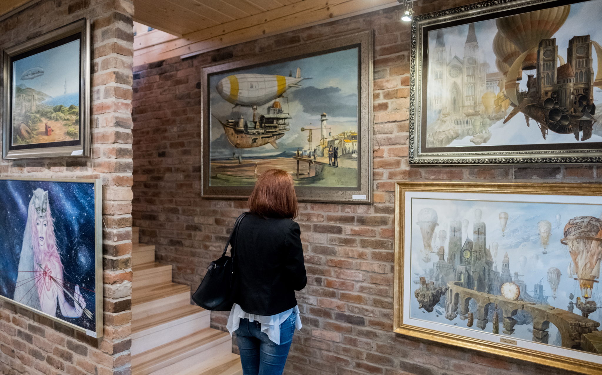 Polska: otwarcie ekspozycji  w Muzeum Realizmu Magicznego w Wiśle (foto. PAP/Andrzej Grygiel)