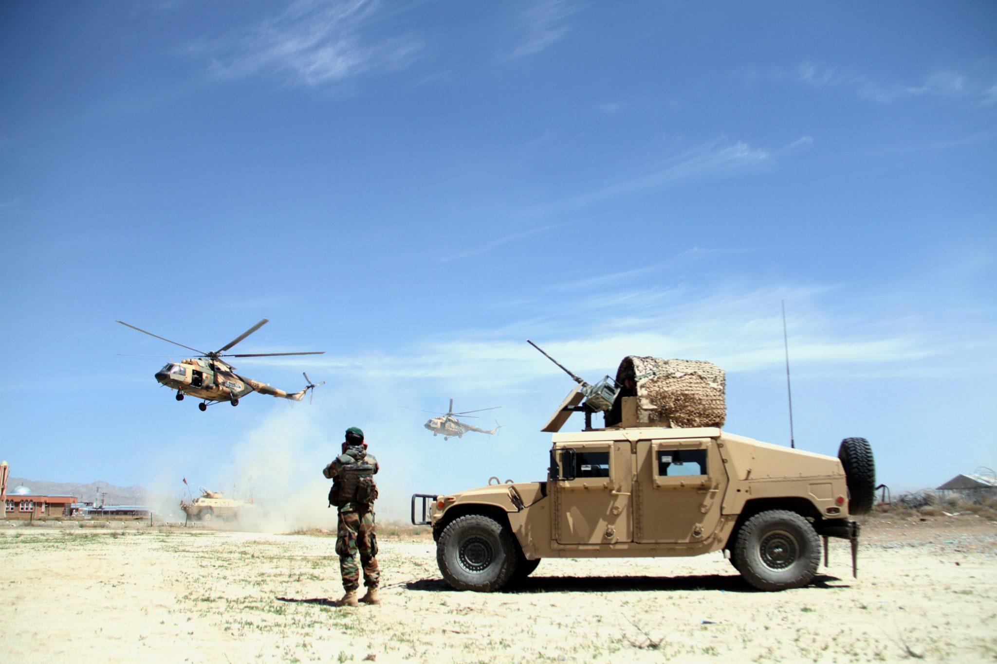 Afganistan: walki z Talibami w prowincji Ghazani (foto. PAP/EPA/SAYED MUSTAFA)