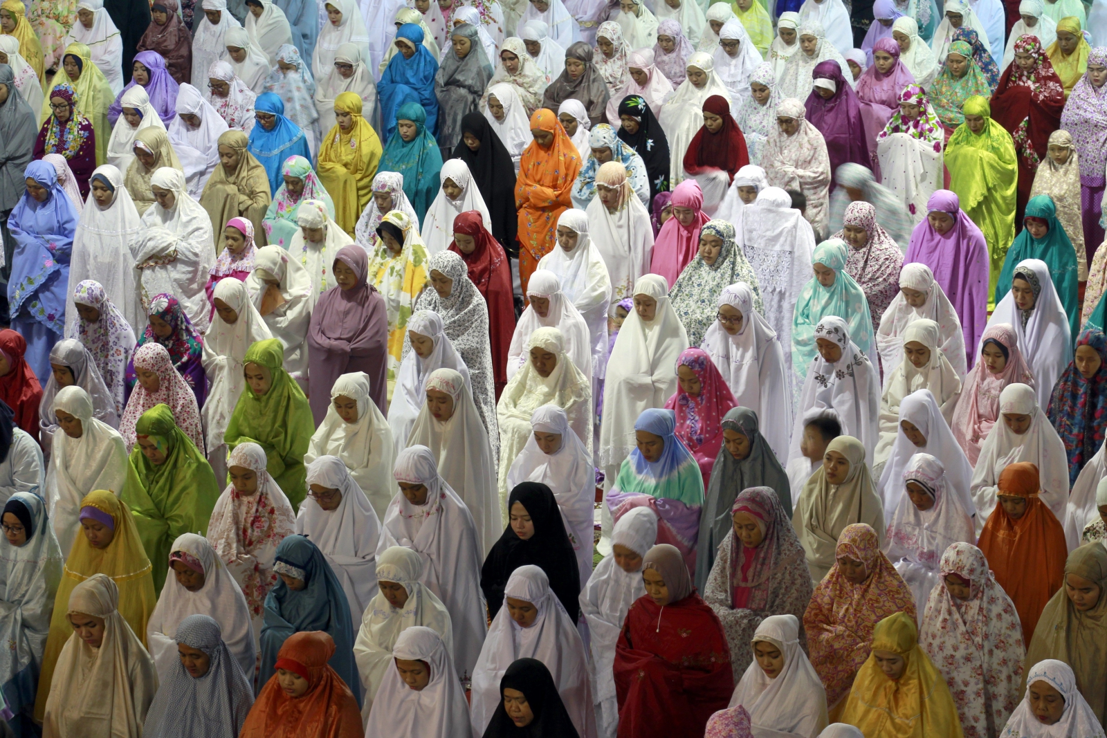 Ramadan w Indonezji.
Fot. PAP/EPA/BAGUS INDAHONO