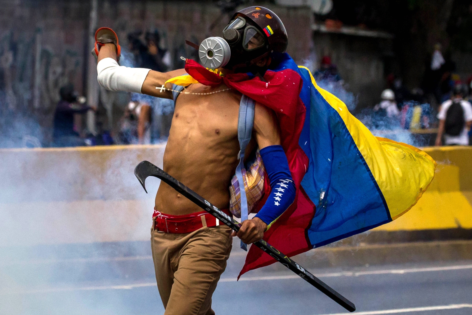 Demonstracje w Caracas. fot. EPA/MIGUEL GUTIERREZ 