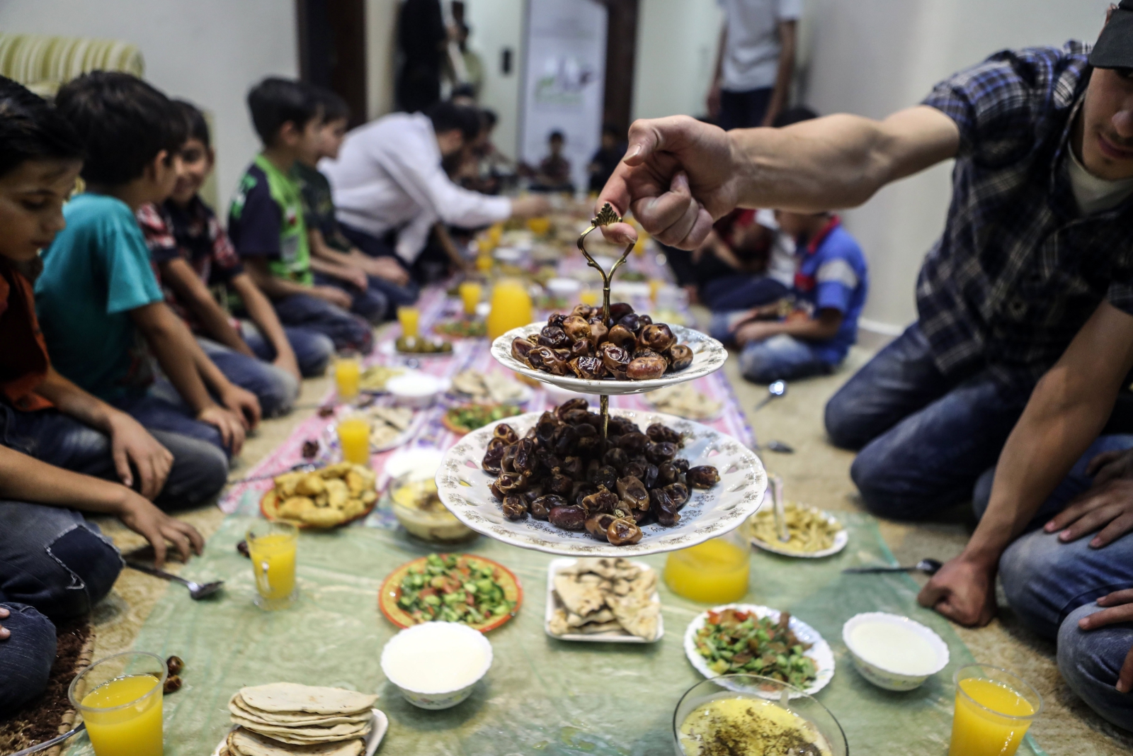 Posiłek w Domu Dziecka na obrzeżach Damaszku.