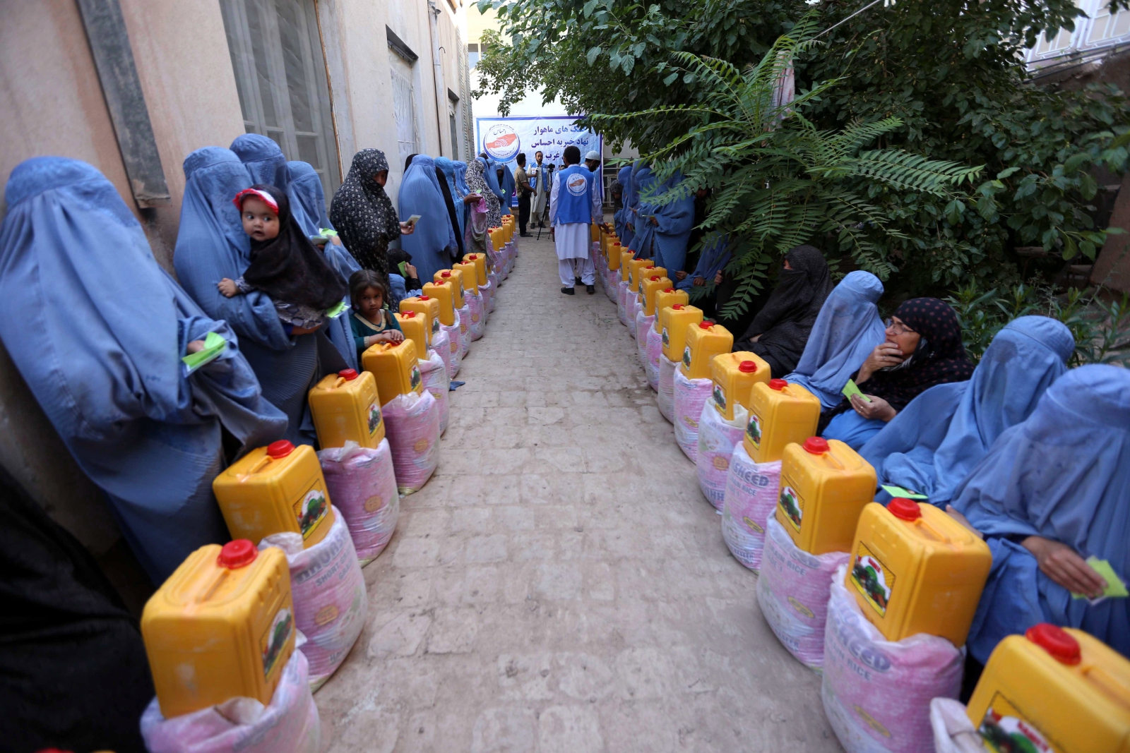 Ramadan w Afganistanie fot. EPA/JALIL REZAYEE 