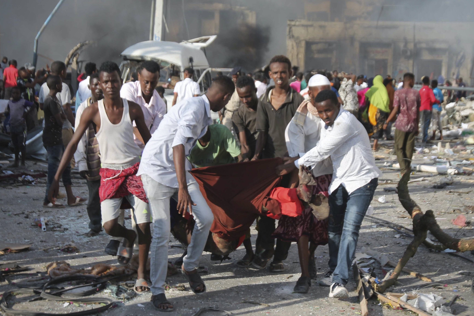 Zamach bombowy w Somalii  EPA/SAID YUSUF WARSAME 