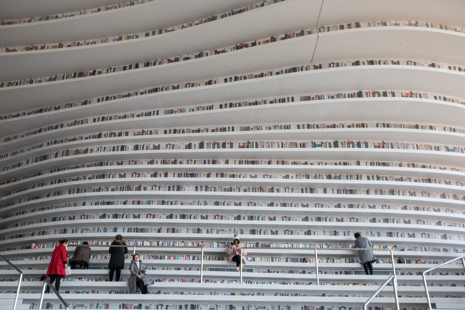 Niezwykła biblioteka w Chinach EPA/ROMAN PILIPEY 