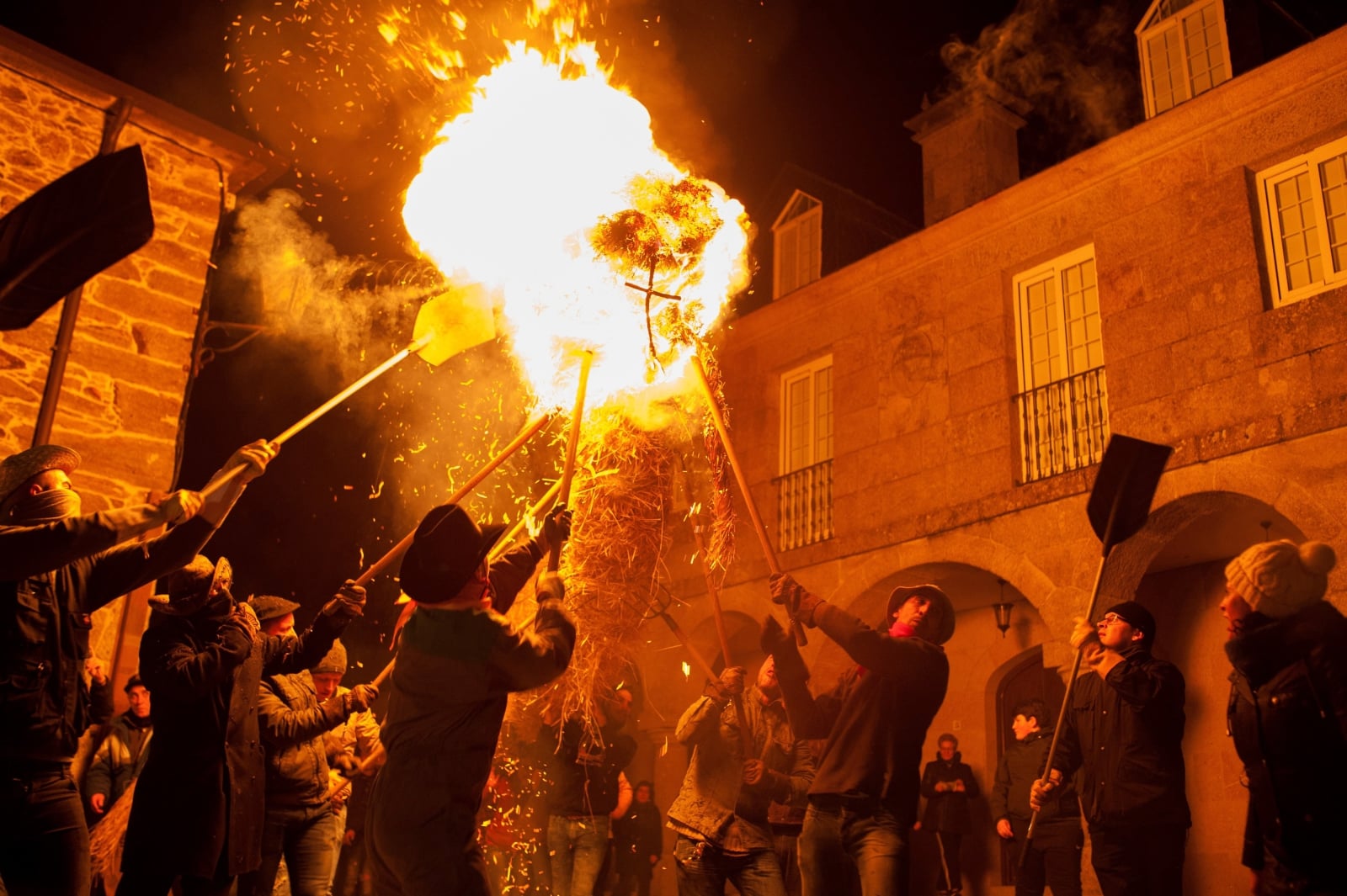 Festiwal ognia w Hiszpanii EPA/Brais Lorenzo 