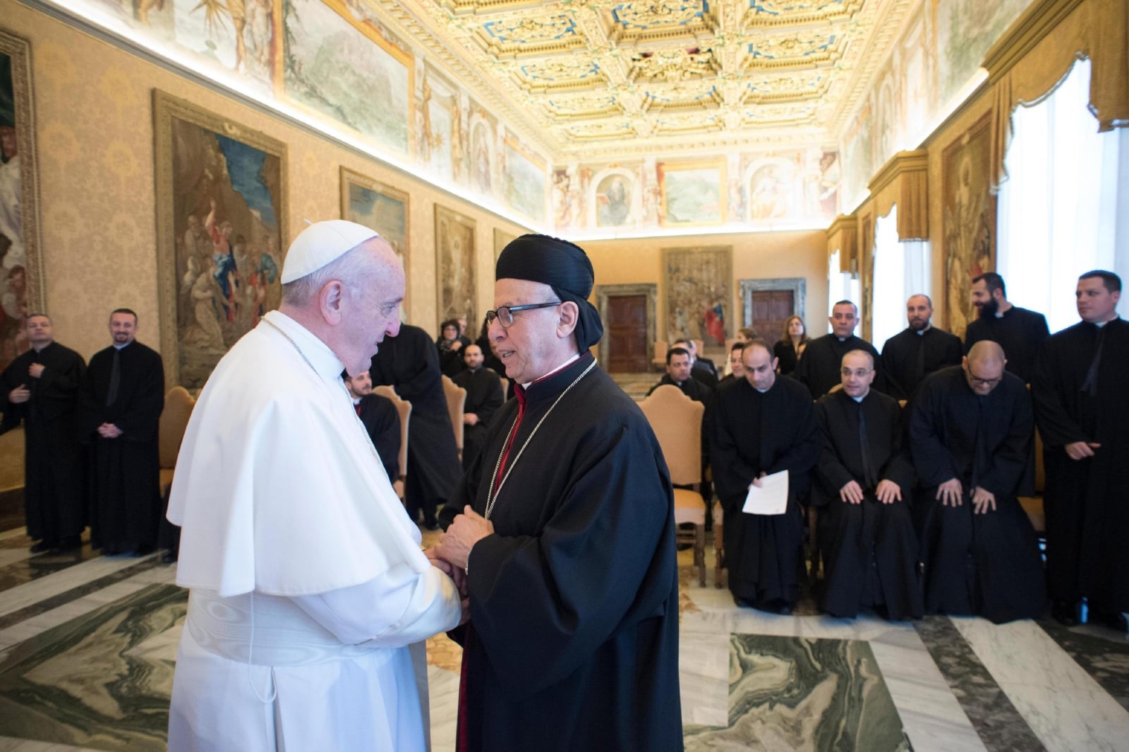 Spotkanie Papieża Franciszka z przedstawicielami maronitów fot. EPA/L'Osservatore Romano