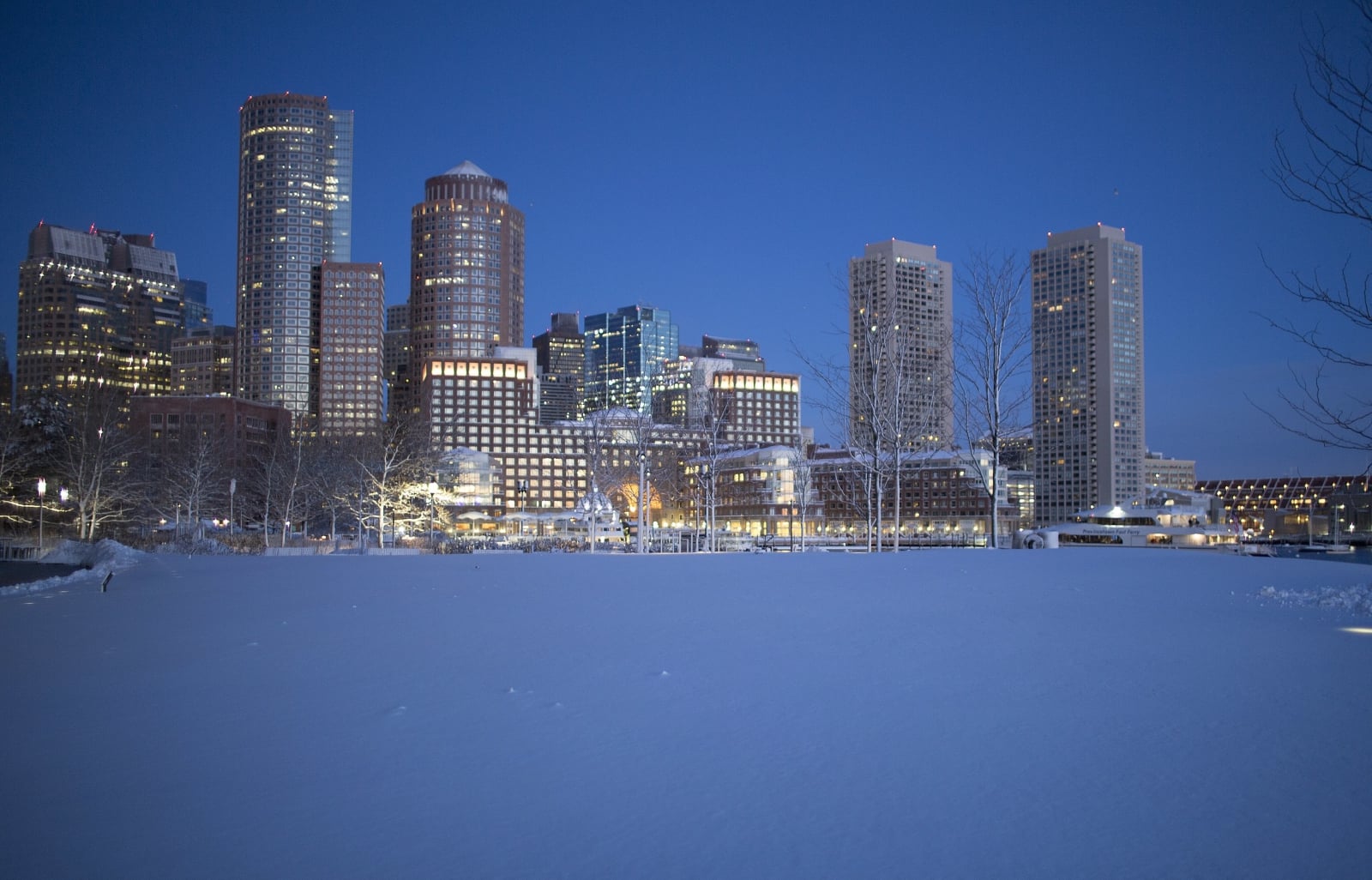 Boston w śniegu,  Massachusetts, USA, fot. EPA/CJ GUNTHER 
