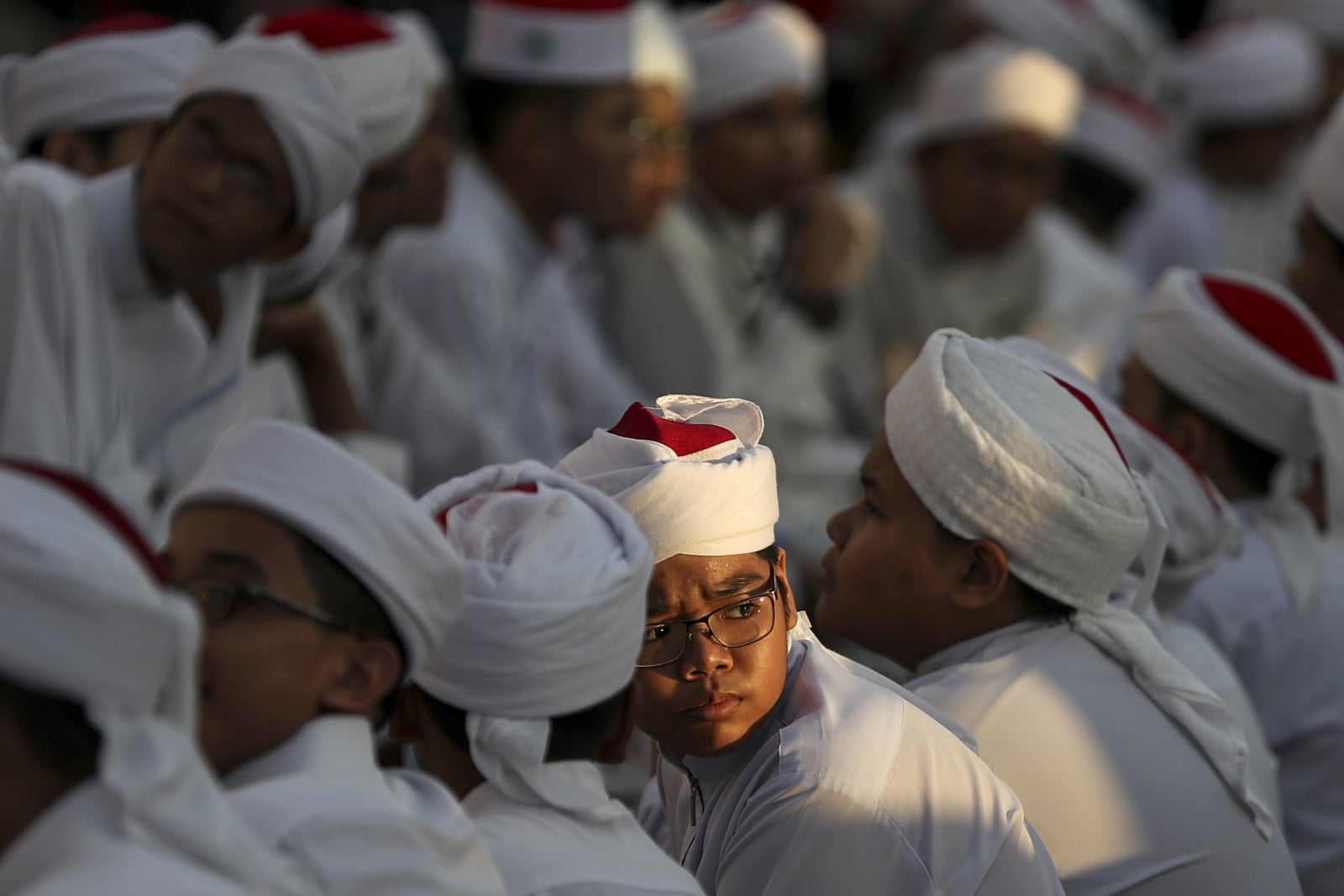 Malezyjscy wyznawcy islamu w trakcie ramadanu.