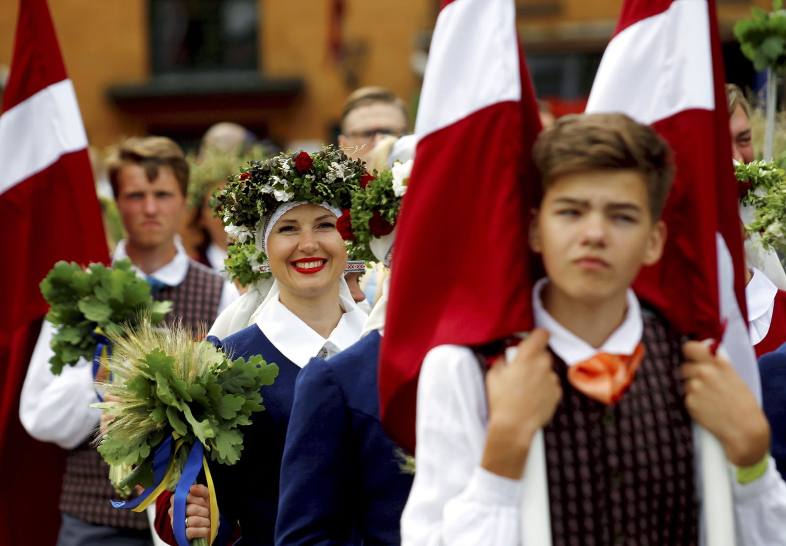 Festiwal Piosenki i Tańca Tradycyjnego na Łotwie fot. EPA/TOMS KALNINS 
