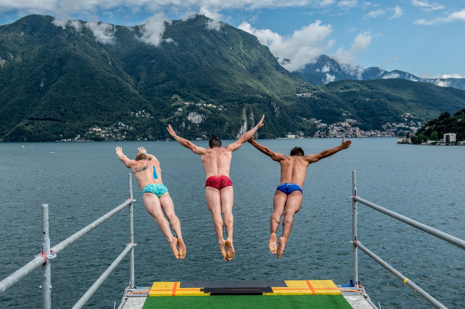 Konkurs skoków do wody w Szwajcarii fot. EPA/FRANCESCA AGOSTA 

