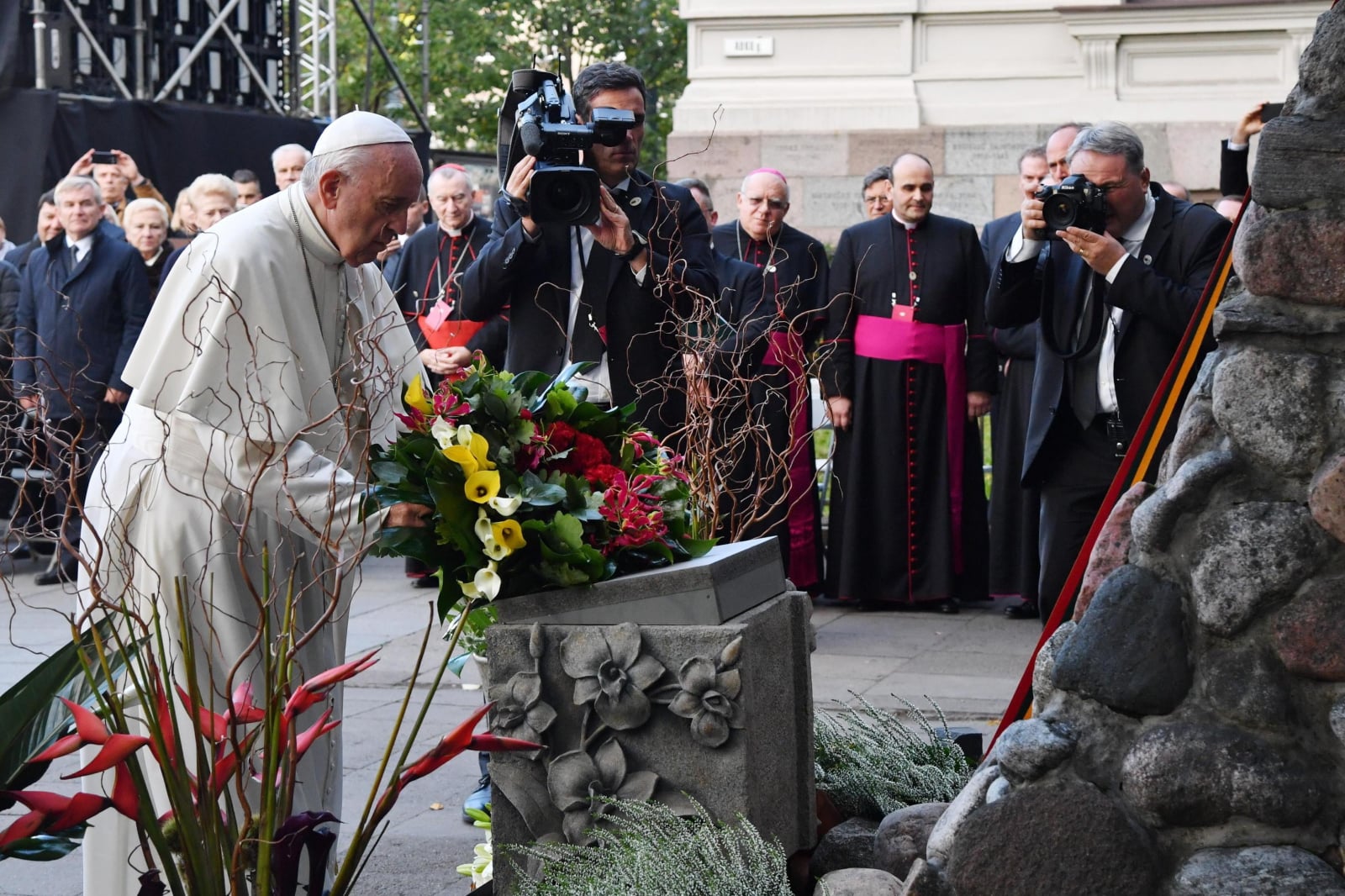 Papież Franciszek na Litwie fot. EPA/ALESSANDRO DI MEO 
