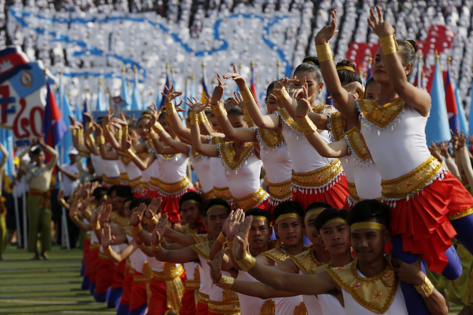 Obchody 40-tej rocznicy Dnia Zwycięstwa w Kambodży. Fot. PAP/EPA/KITH SEREY