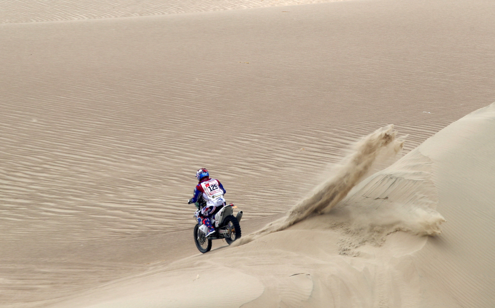 Pierwszy etap Rajdu Dakar 2019, Peru. Fot. PAP/EPA/Ernesto Arias