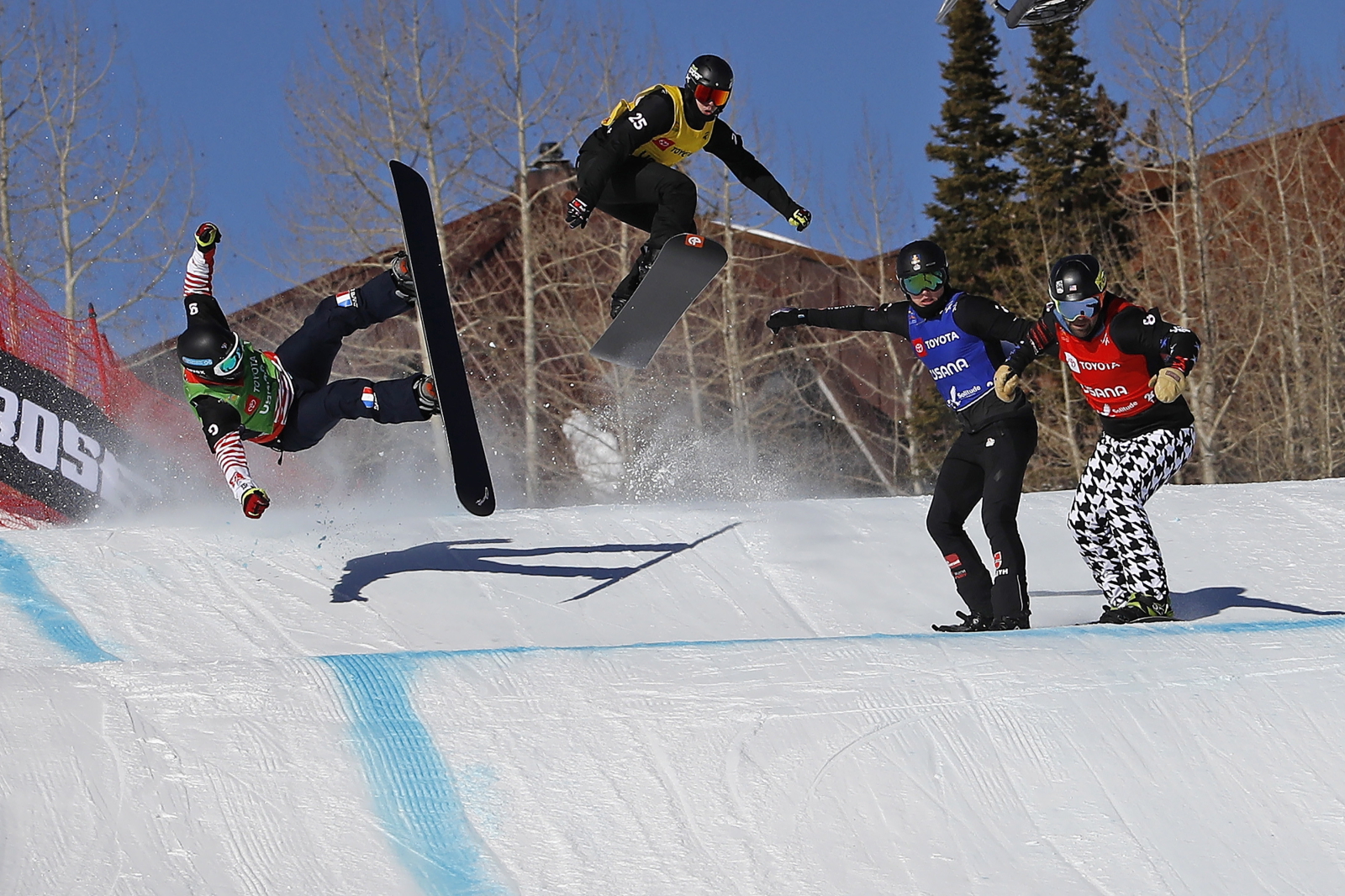 Mistrzostwa Świata w snowboardzie w Solitude w amerykańskim stanie Utah. Fot. PAP/EPA/JEFF SWINGER