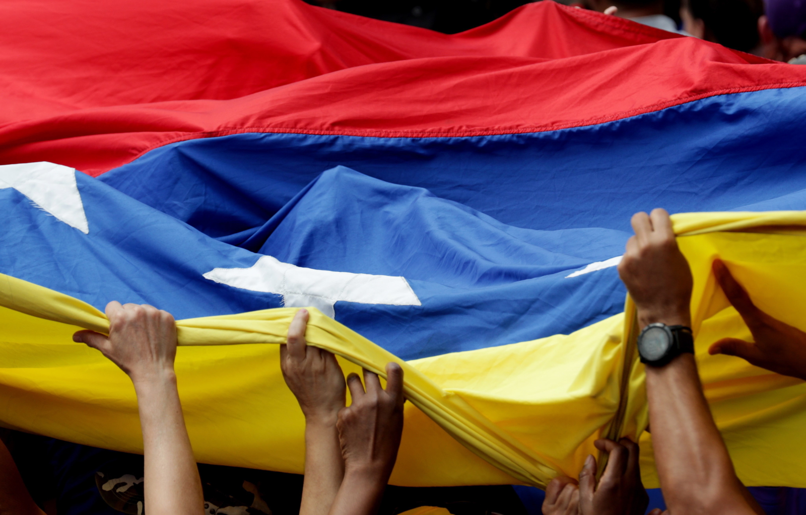 Trwa polityczny kryzys w Wenezueli. Fot. PAP/EPA/LEONARDO MUNOZ