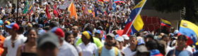 Antyrządowe demonstracje w Caracas. fot. EPA/MIGUEL GUTIERREZ