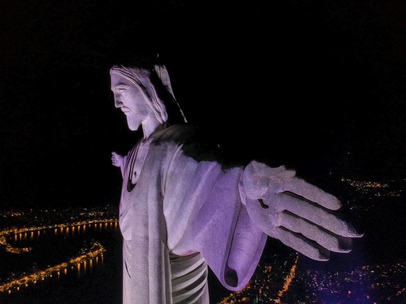 Godzina dla Ziemi w Rio de Janeiro. Fot. PAP/EPA/ANTONIO LACERDA