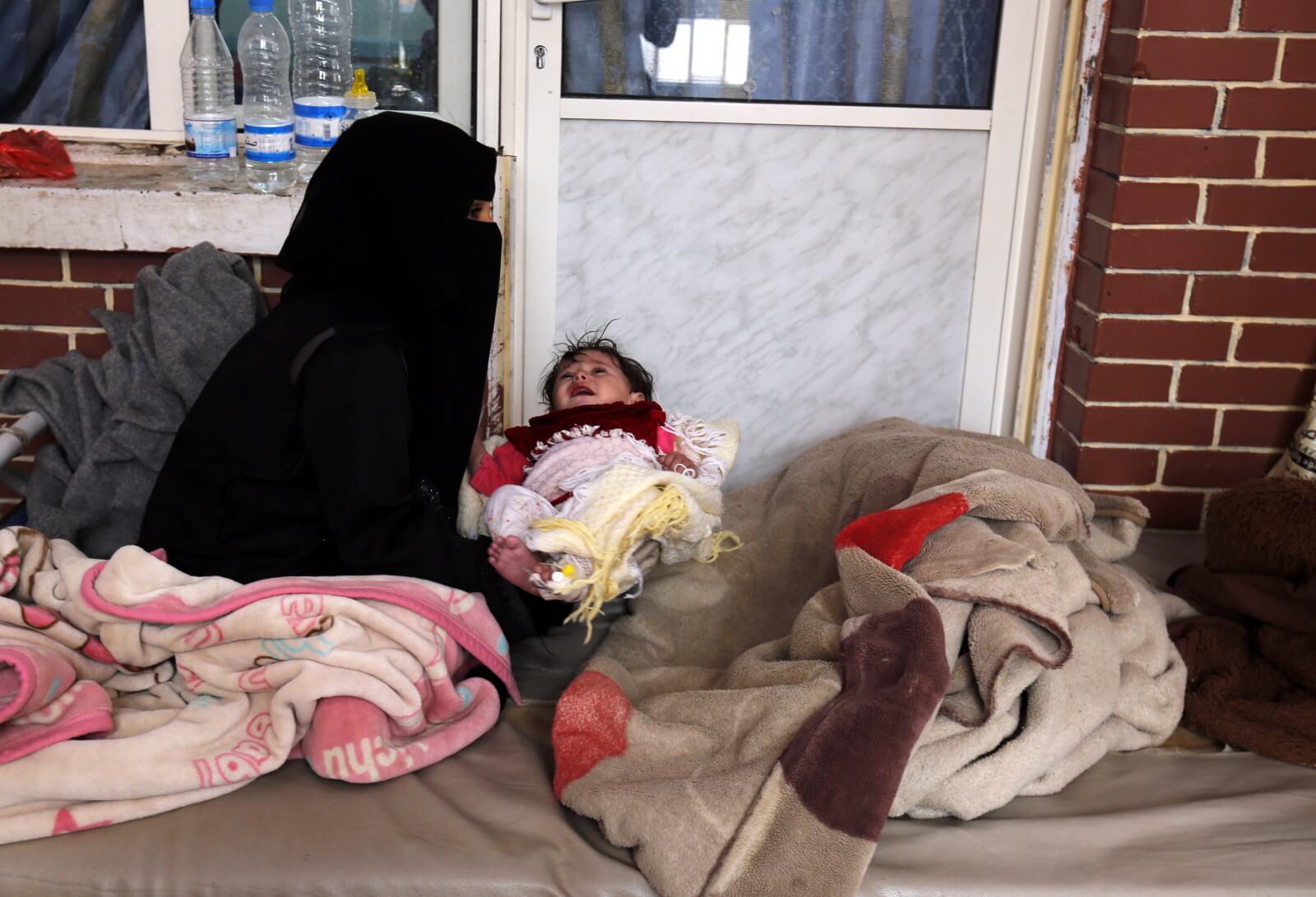 Nawrót cholery w Jemenie fot. EPA/YAHYA ARHAB