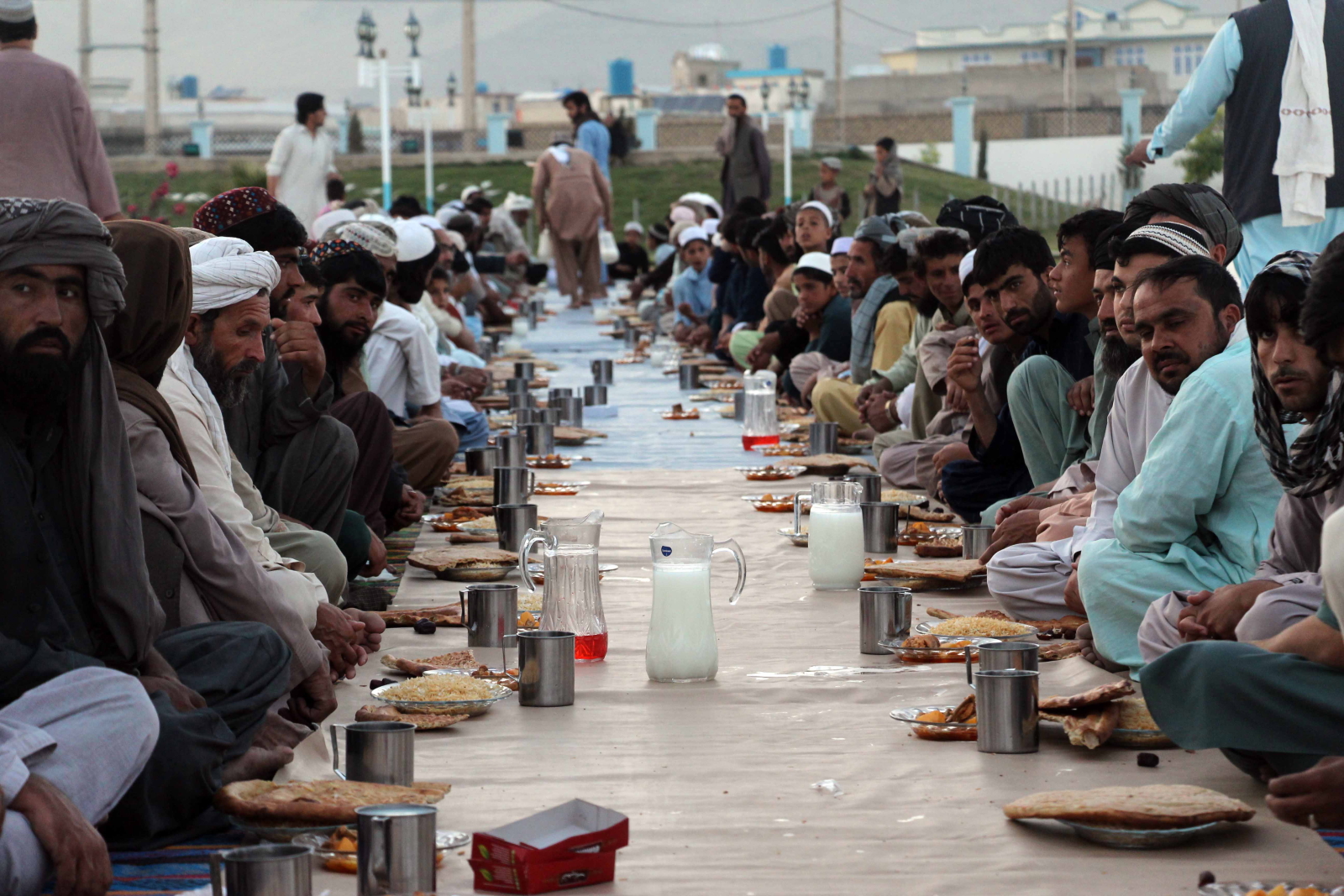 Ramadan w Afganistanie EPA/MUHAMMAD SADIQ 
