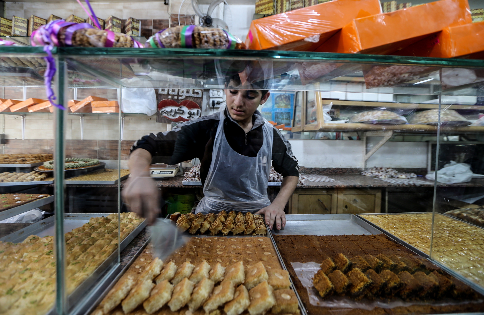 Ramadan w Libanie. Fot. PAP/EPA/NABIL MOUNZER