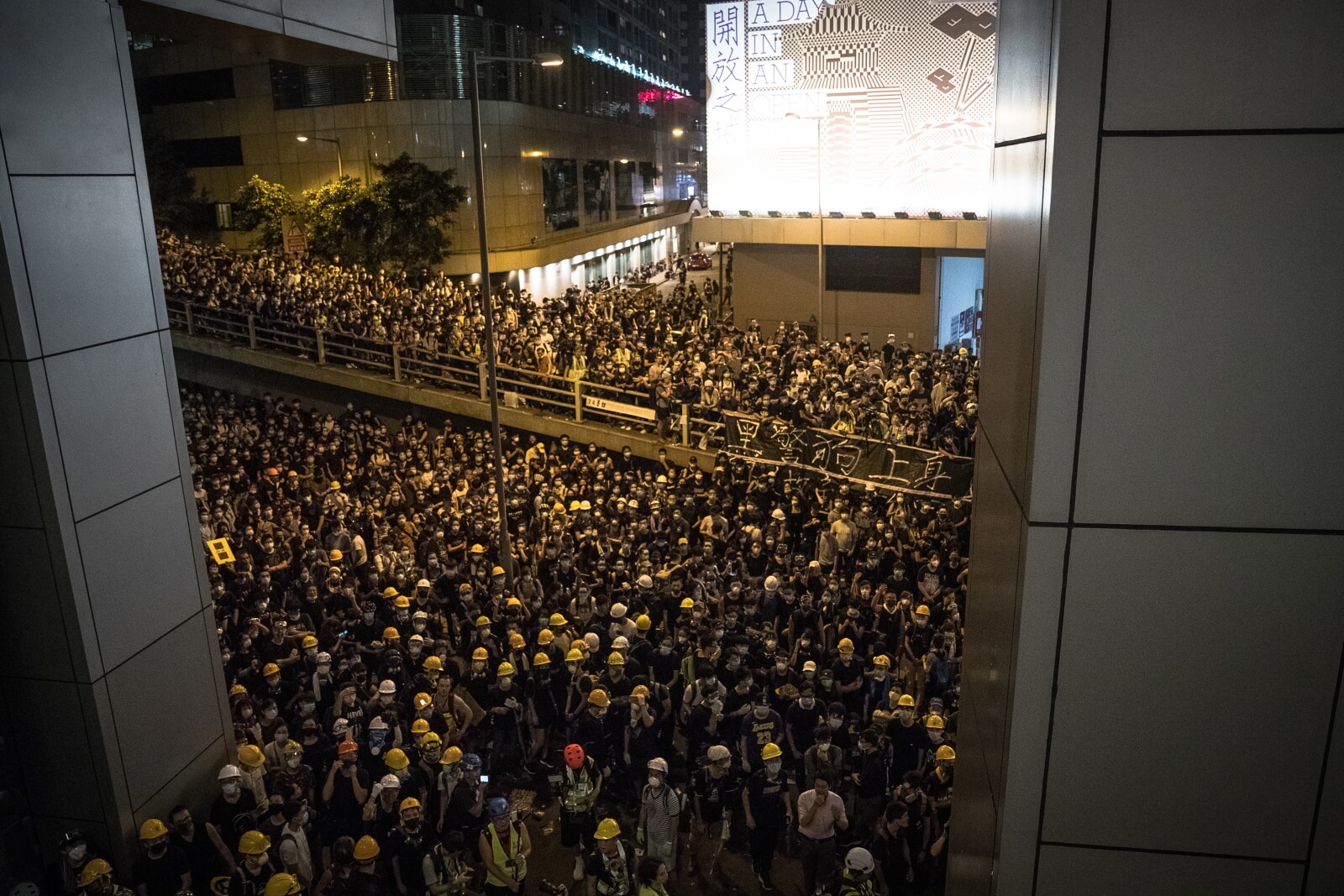 Protesty w Hong Kongu ciągle trwają fot. EPA/ROMAN PILIPE