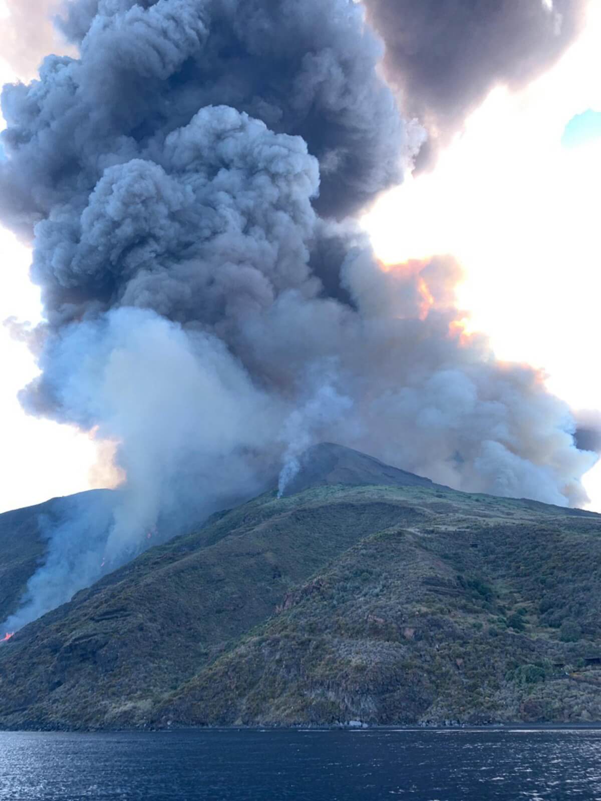 Wybuch wulkanu na wyspie Stromboli fot. EPA/ANSA 