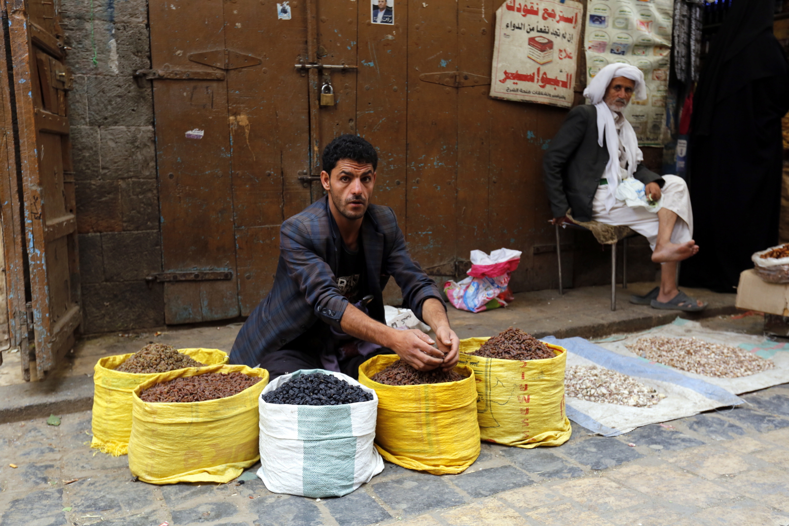 Kryzys humanitarny w Jemenie, fot. EPA/YAHYA ARHAB 