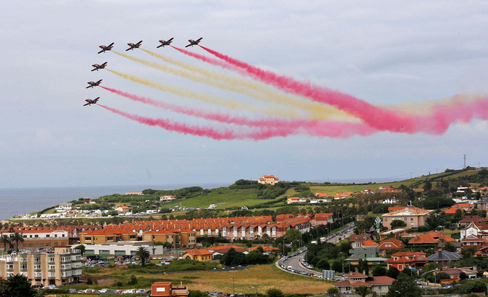 Aerial Festival w Gijon, Hiszpania. Fot. PAP/EPA/ALBERTO MORANTE