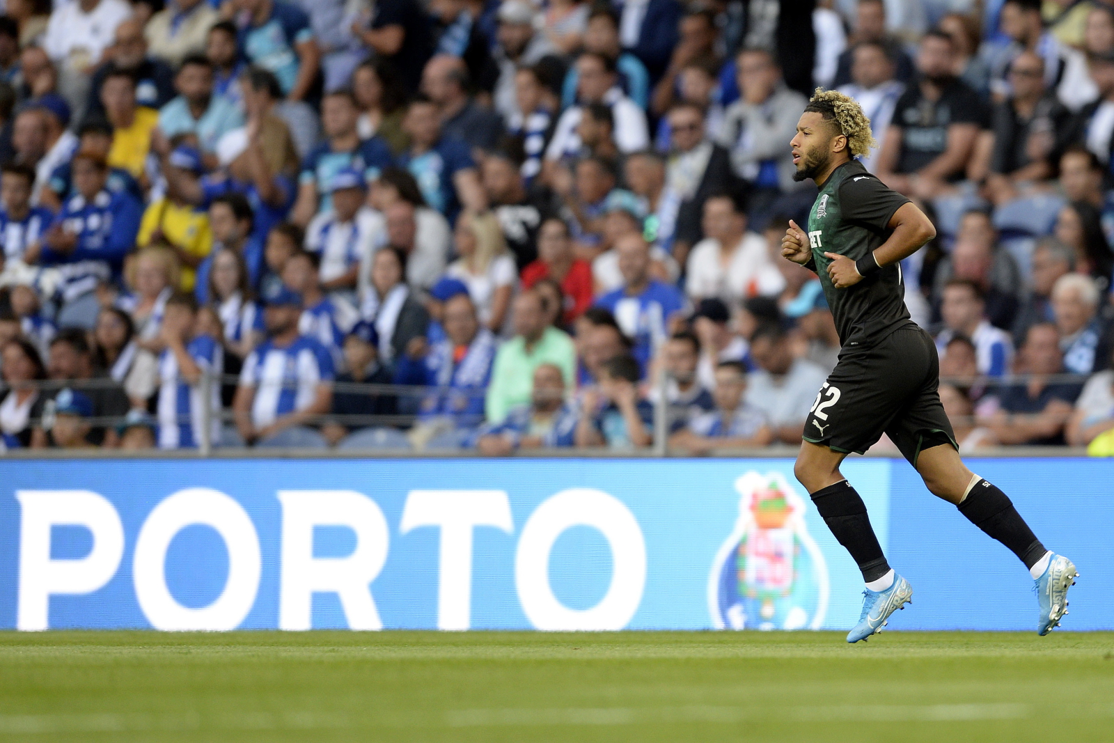 FC Porto vs Krasnodar. fot. EPA/FERNANDO VELUDO