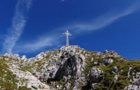 Szlak na Giewont w remoncie fot. PAP/Grzegorz Momot