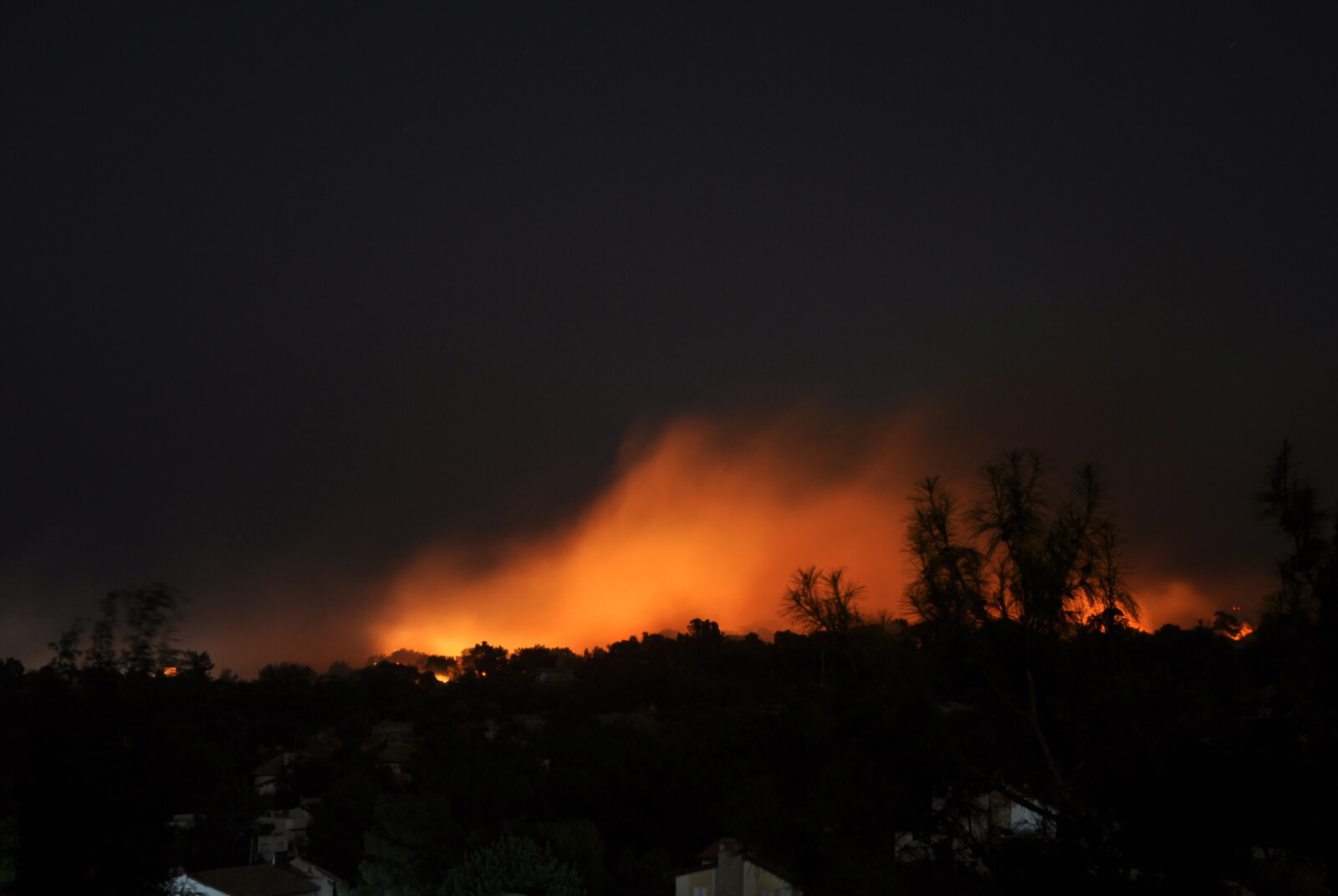 Cypr w ogniu fot. EPA/STR