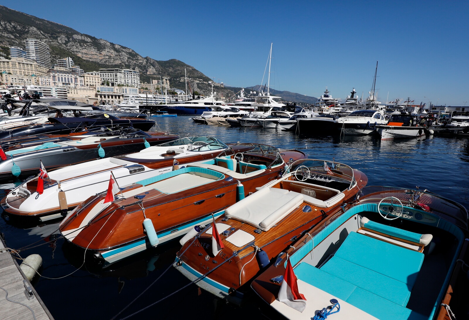Festiwal jachtów w Monaco fot. EPA/SEBASTIEN NOGIER
