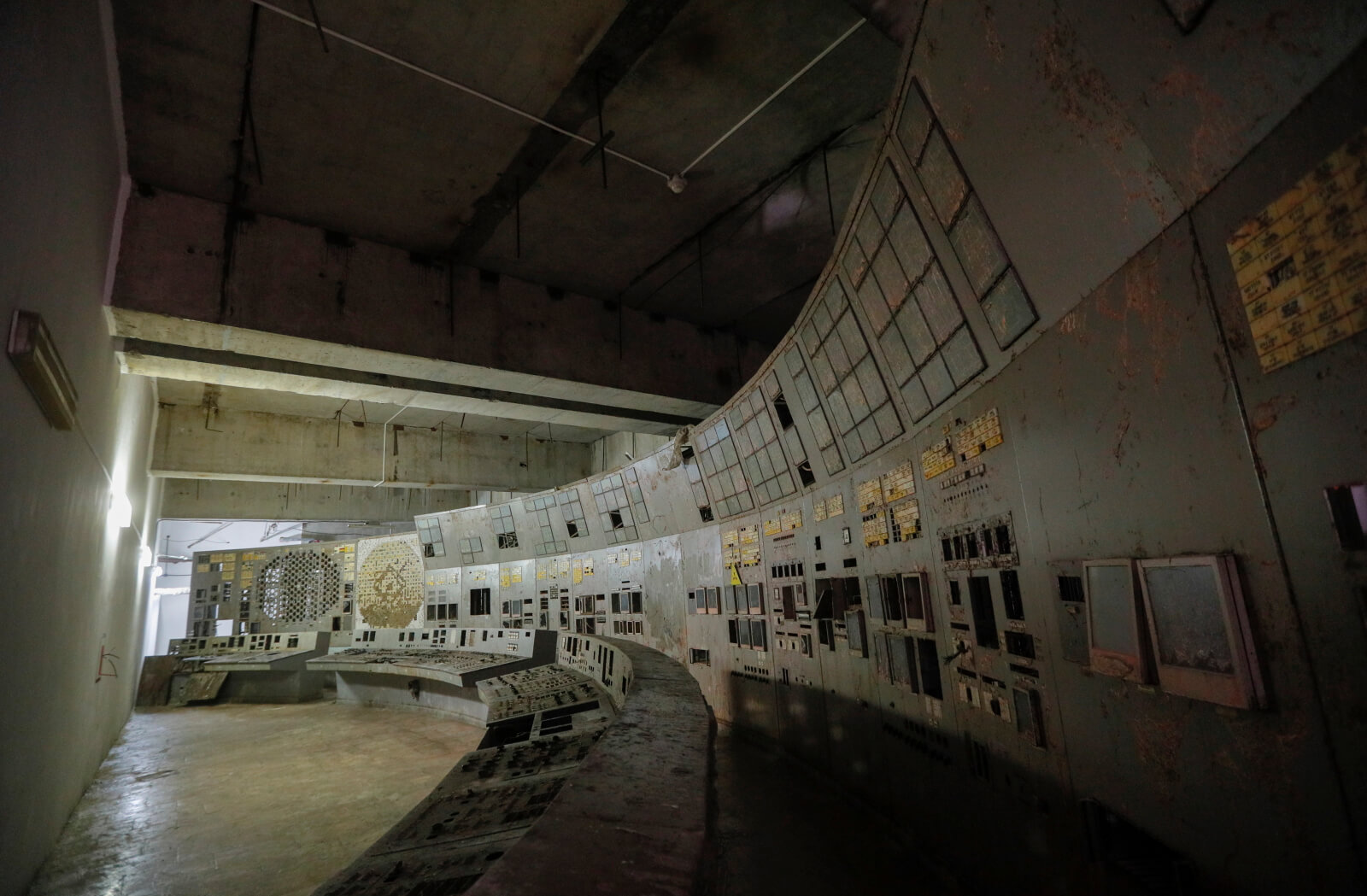 Z elektrowni w Czarnobylu fot. EPA/SERGEY DOLZHENKO