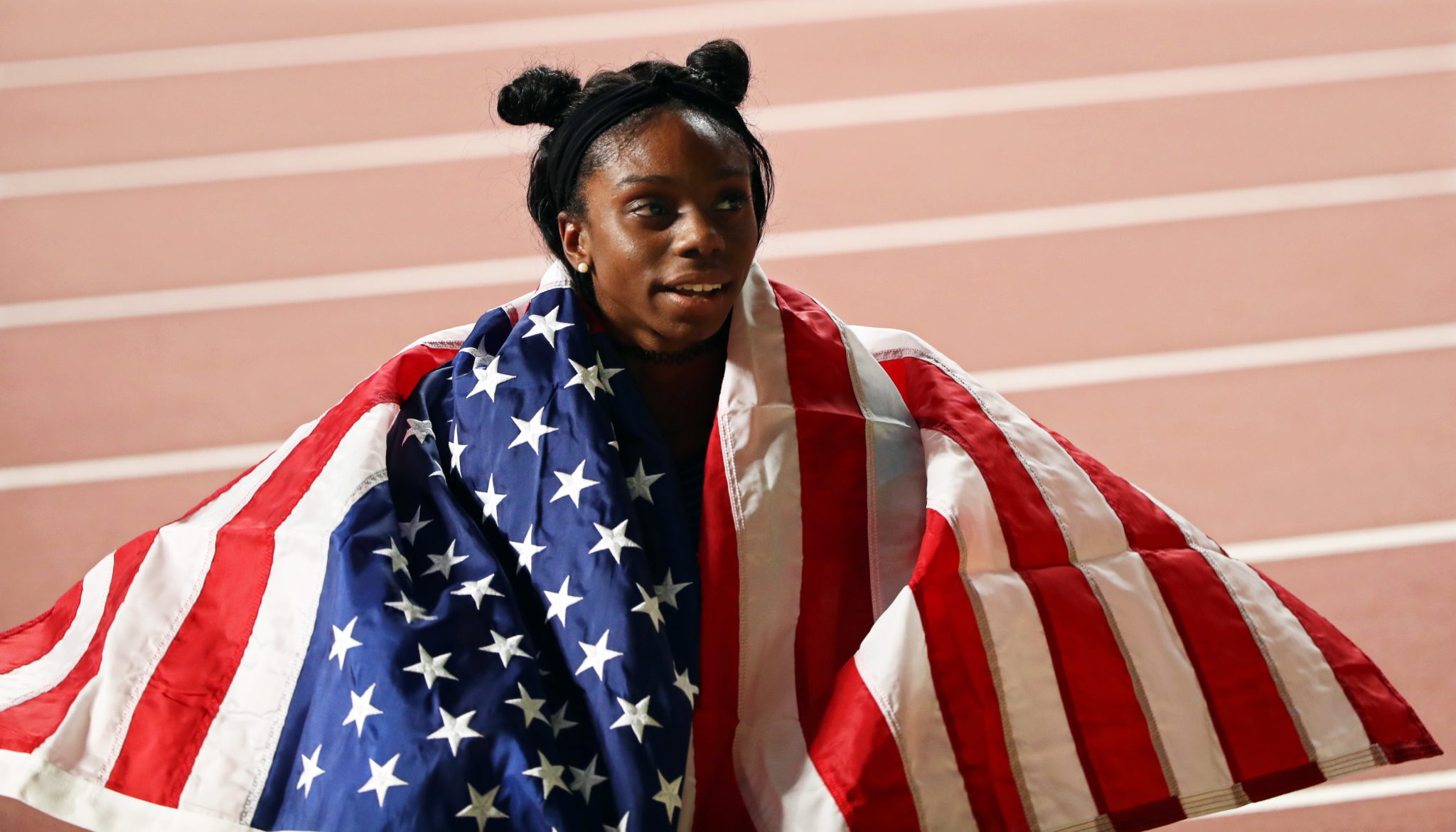 Brittany Brown ze Stanów Zjednoczonych zajęła II miejsce na Mistrzostwach LekkoAtletycznych w Doha w Katarze w biegu na 200 metrów kobiet, fot. YAHYA ARHAB,mPAP/EPA.