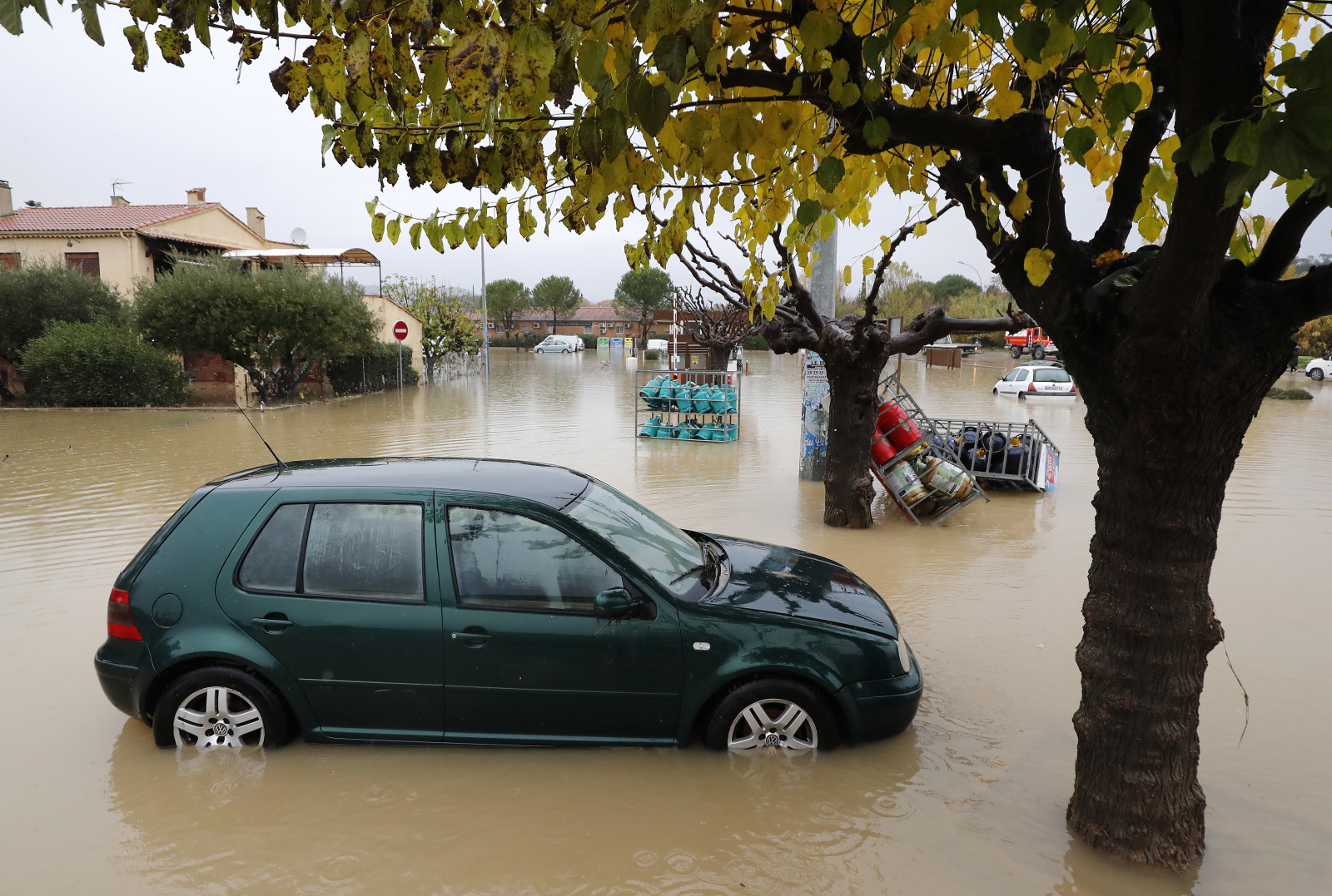 Powódź we Francji  EPA/SEBASTIEN NOGIER 