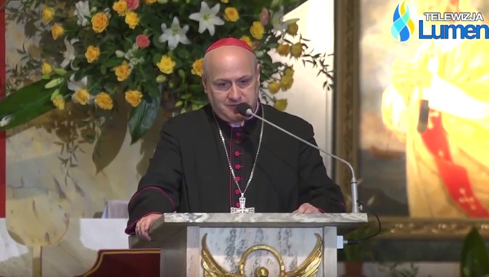 Bp Greger: Kościół wciela się w pozycję adwokata człowieka słabego