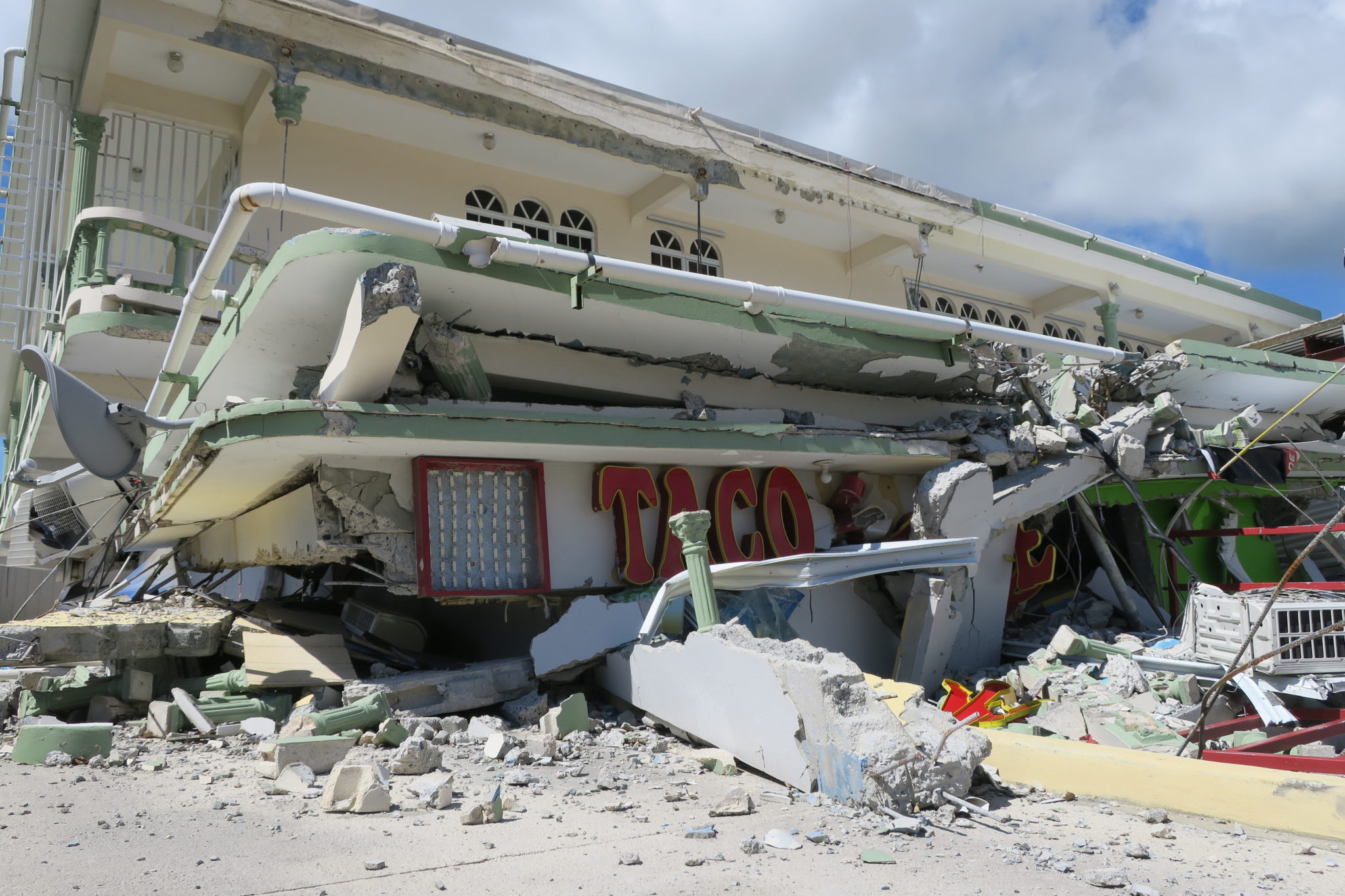 Trzęsienie ziemi w Puerto Rico. fot. EPA/Jorge Muniz 
