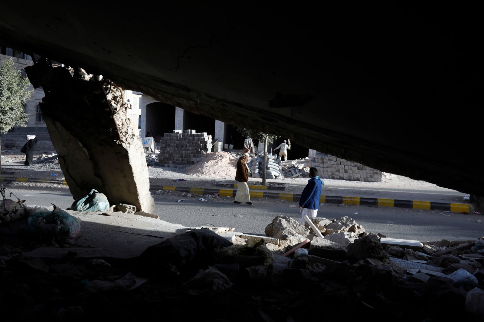 Konflikt w Jemenie ciągle trwa fot. EPA/YAHYA ARHAB