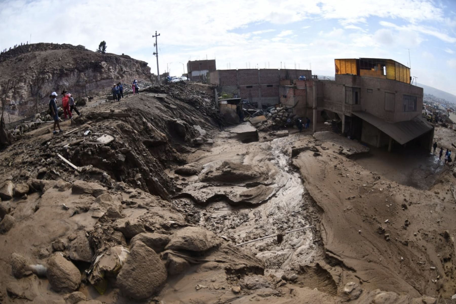 Osunięcia ziemi w Peru. fot. EPA/Andina HANDOUT  