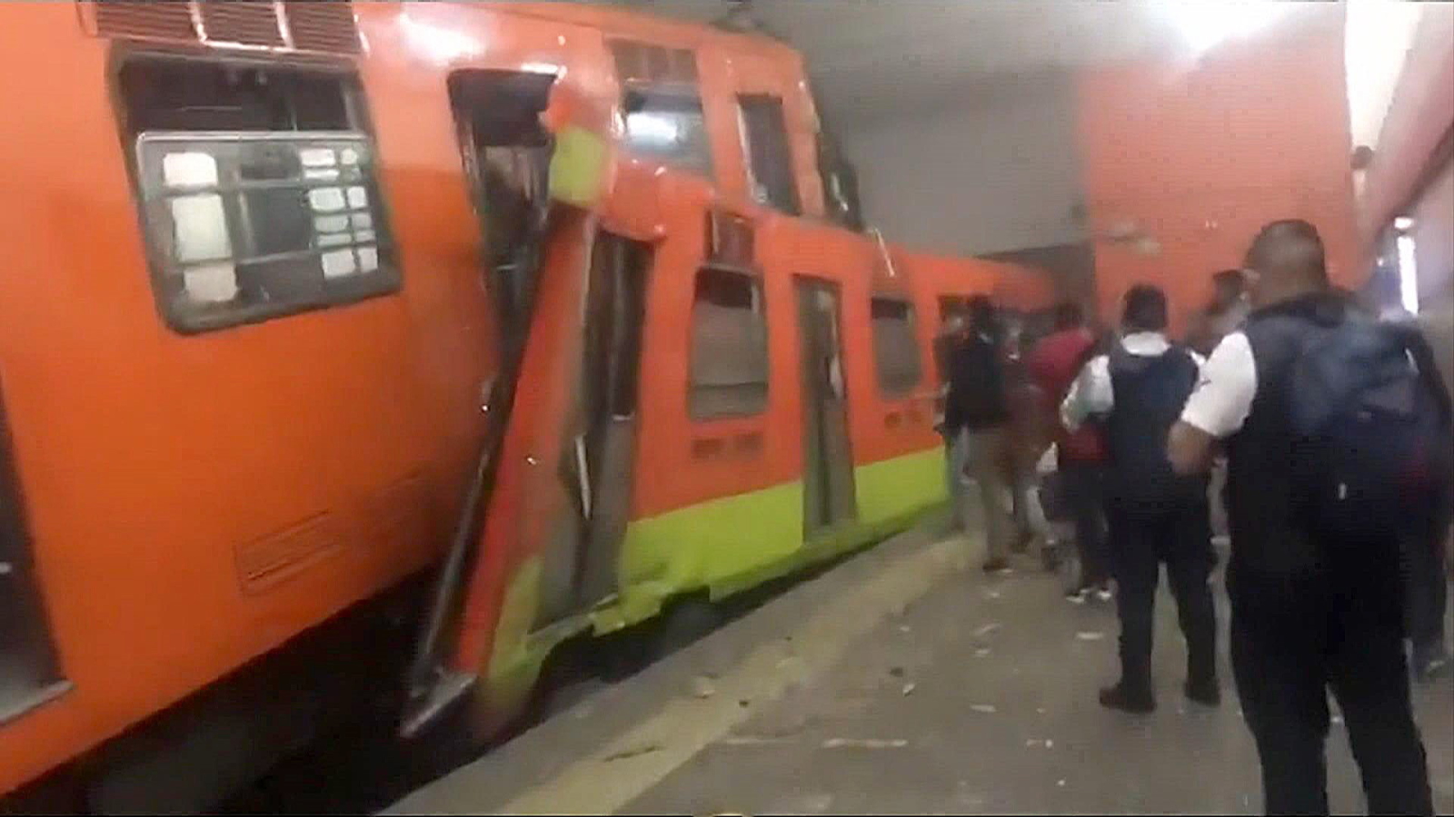Meksyk - katastrofa w metrze EPA/STRINGER 

