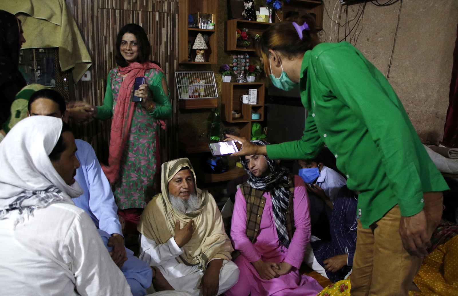 Koronawirusowy Ramadan w pakistanie trwa fot. EPA/SOHAIL SHAHZAD
