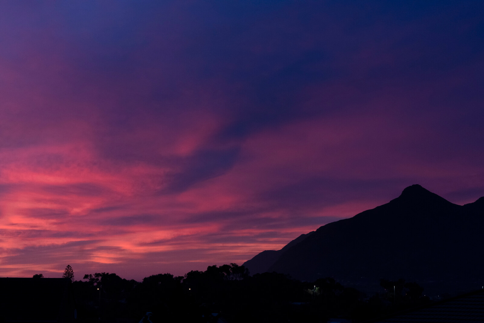 Zachód słońca w Cape Town fot. EPA/NIC BOTHMA